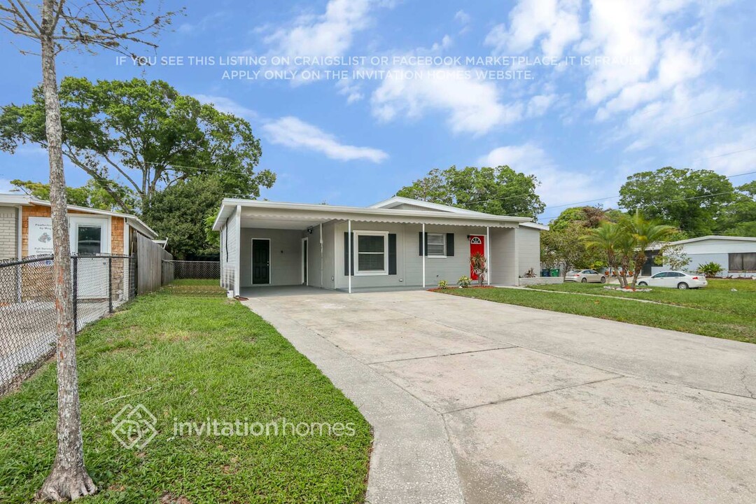 1910 E Robson St in Tampa, FL - Building Photo