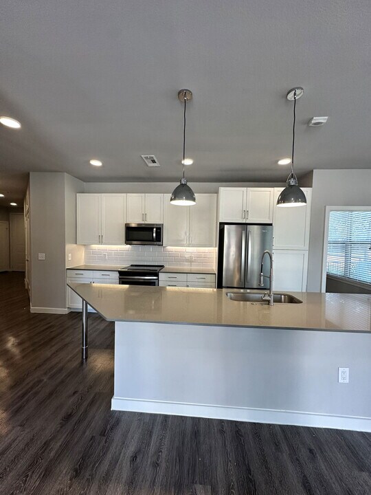 5701 McKinney Pl Dr in McKinney, TX - Building Photo