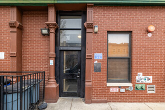 701 DeKalb Ave in Brooklyn, NY - Building Photo - Building Photo