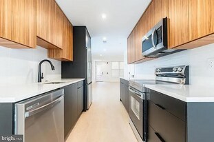 1649 N 6th St in Philadelphia, PA - Building Photo