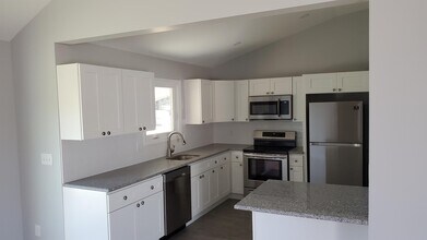 25 Audrey Ln in Centereach, NY - Building Photo - Building Photo