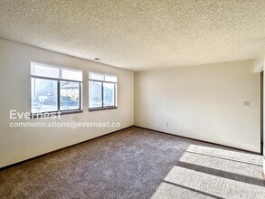 2617 E Uintah St in Colorado Springs, CO - Building Photo - Building Photo