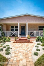 264 Davis St in Neptune Beach, FL - Building Photo - Building Photo