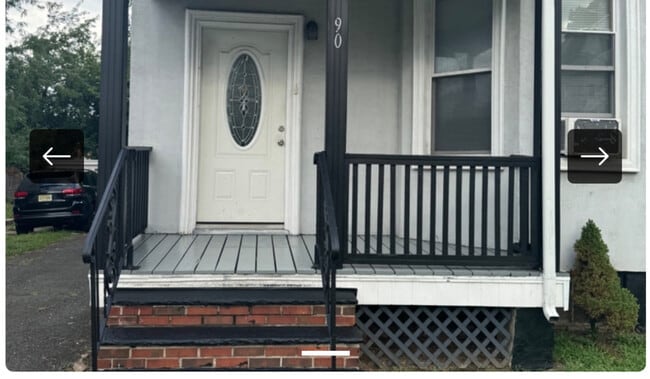 90 Steuben St, Unit 1 One Bedroom in East Orange, NJ - Foto de edificio - Building Photo