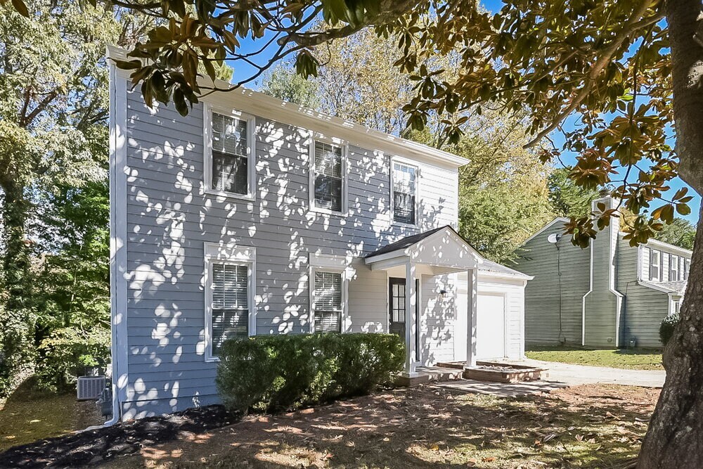 895 Highland Terrace NE in Marietta, GA - Building Photo
