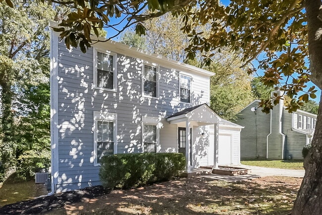 property at 895 Highland Terrace NE