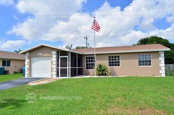1037 SW 28th Ave