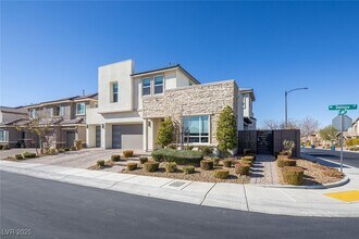 3372 Dalmore St in Henderson, NV - Building Photo - Building Photo