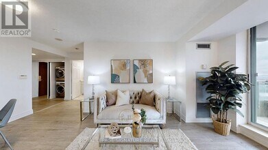 3 Pemberton Ave in Toronto, ON - Building Photo - Building Photo