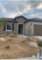 61 Bordeaux in Rancho Mirage, CA - Building Photo