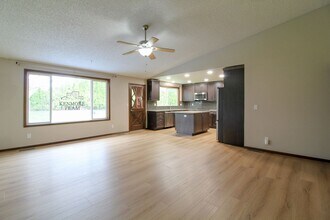 10821 W Court St in Pasco, WA - Building Photo - Building Photo