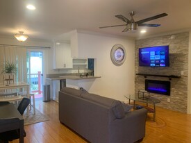The Copa Apartments in Los Angeles, CA - Building Photo