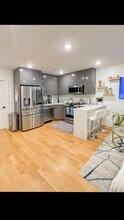 6 Everett Pl, Unit 1 in Boston, MA - Building Photo - Building Photo
