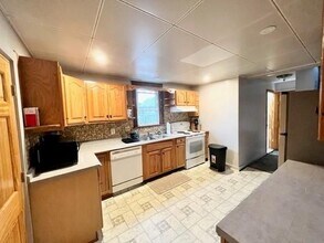 10 Hammond St in Newport, RI - Foto de edificio - Building Photo