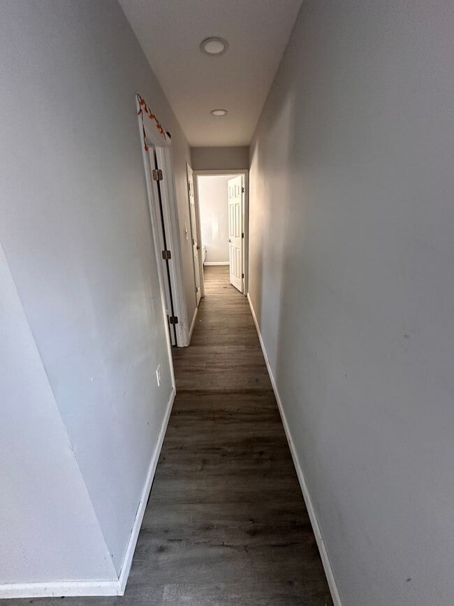 7927 Rinaldo Blvd N in Bridgeport, NY - Building Photo - Building Photo