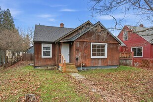 611 S Ferrall St in Spokane, WA - Building Photo