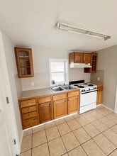 530 High St, Unit Studio in Ionia, MI - Building Photo - Building Photo