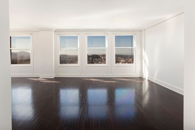 property at 1250 Jones St