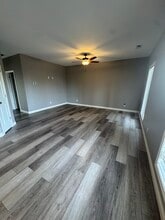 100 Muddy Spgs Ln in Bardstown, KY - Building Photo - Building Photo