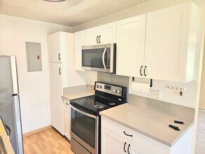 94-1419-1419 Polani St in Waipahu, HI - Building Photo - Building Photo