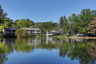 Club Hill Apartments