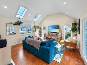 120 Clinton Ave in East Patchogue, NY - Building Photo - Building Photo