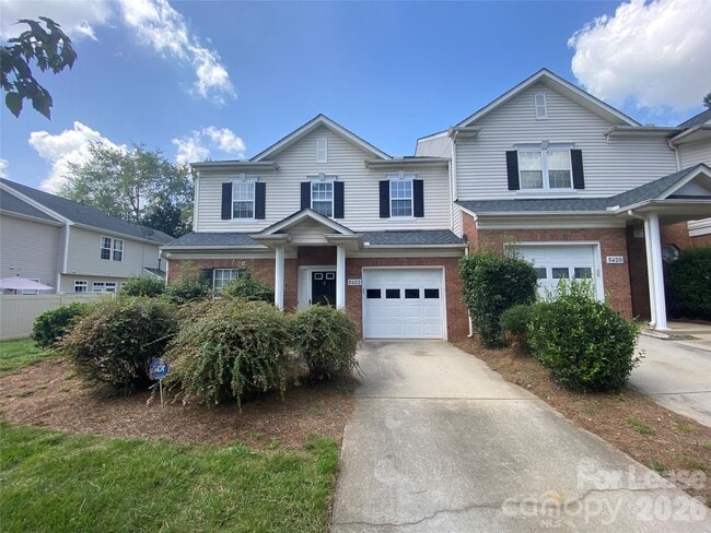 property at 5422 Waverly Lynn Ln
