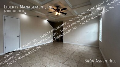 6404 Aspen Hill in San Antonio, TX - Building Photo - Building Photo