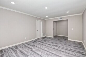 6428 El Perico Ln in Carlsbad, CA - Building Photo - Building Photo