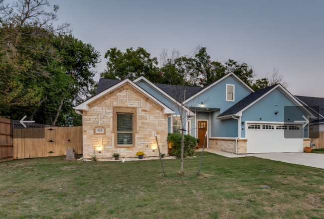 property at 913 Cope St