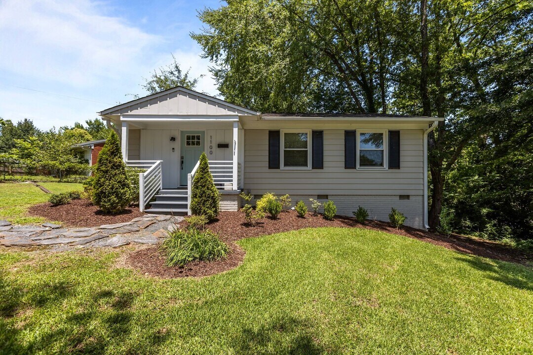1100 Holburn Pl in Raleigh, NC - Building Photo