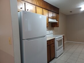 616 Slade St in Hinesville, GA - Building Photo - Building Photo