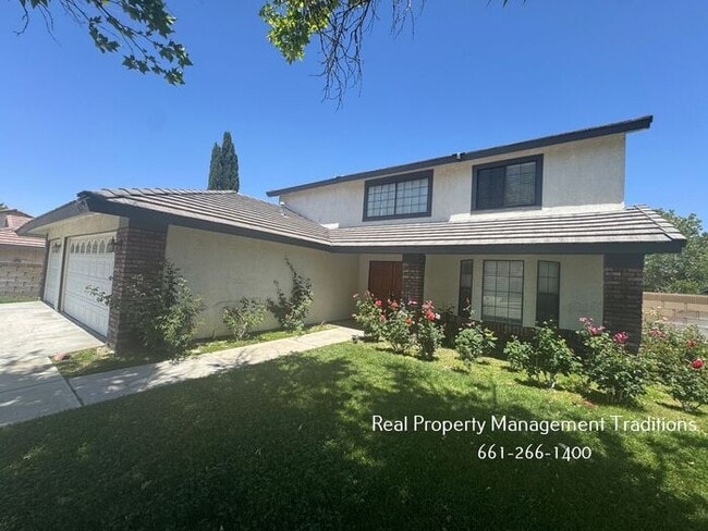 44128 Ruthron Ave in Lancaster, CA - Building Photo - Building Photo