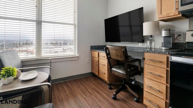 302 13th St S, Unit 611 in Birmingham, AL - Building Photo - Building Photo