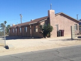 6567 Morongo Rd in Twentynine Palms, CA - Building Photo
