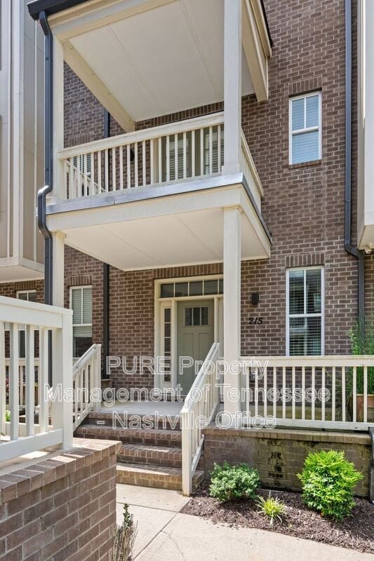 215 Porter Village Cir in Nashville, TN - Building Photo - Building Photo