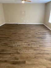 2265 Valley Creek E Ln in Indianapolis, IN - Building Photo - Building Photo