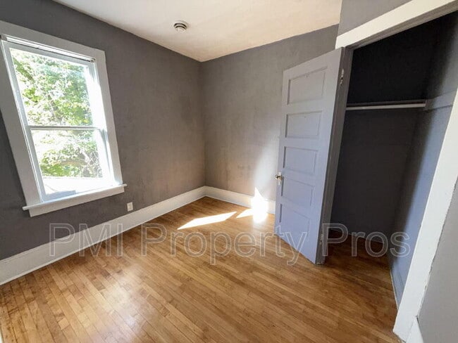 2575 N 34th St in Milwaukee, WI - Building Photo - Building Photo