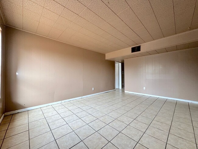 10004 Odessa Ln in El Paso, TX - Building Photo - Building Photo