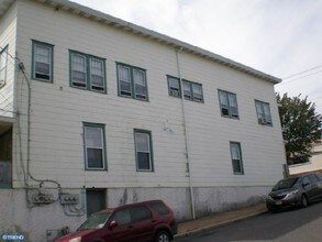 1242-1244 Kings Hwy in Swedesboro, NJ - Building Photo - Building Photo