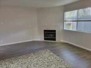 3312 La Canada Dr in Cameron Park, CA - Building Photo - Building Photo