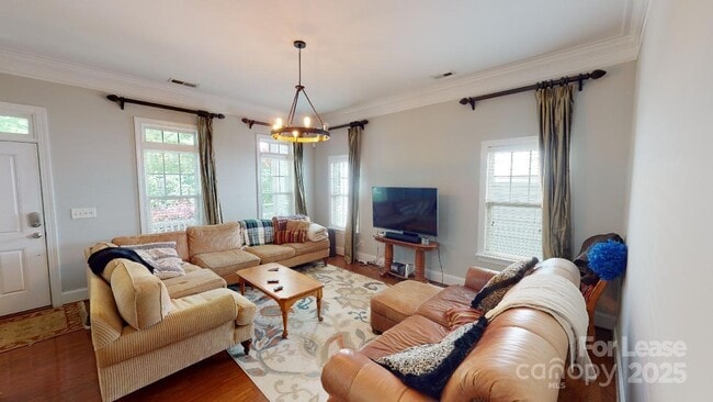1737 Lela Avenue in Charlotte, NC - Foto de edificio - Building Photo