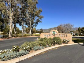 28638 Strathmore Rd in Highland, CA - Building Photo