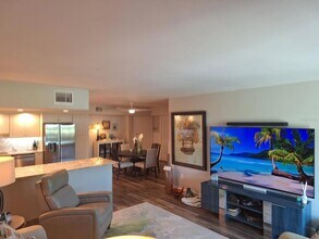 199 Whispering Sands Dr in Sarasota, FL - Building Photo - Building Photo
