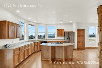 7974 Red Mountain Rd in Livermore, CO - Building Photo - Building Photo