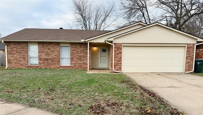 2109 Meridian Dr in Norman, OK - Building Photo - Building Photo