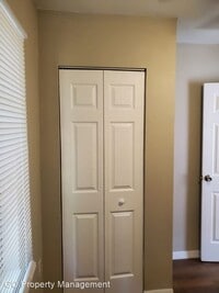 916 NW 2nd St photo'