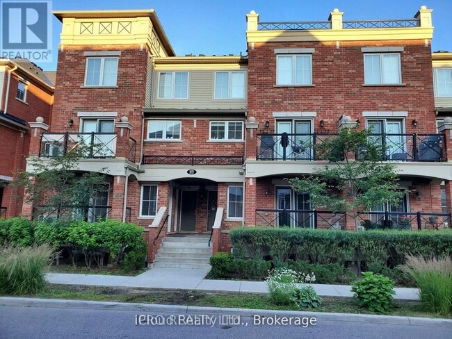 property at 2476-2476 Post Rd