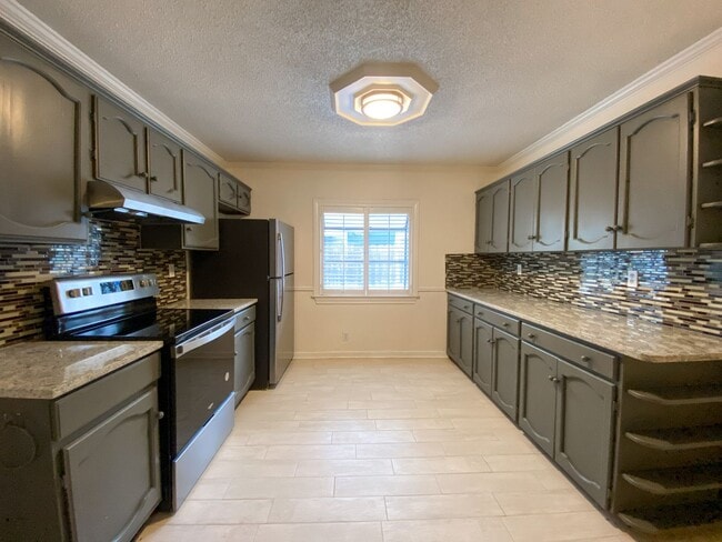 7026 Spring Leaf in San Antonio, TX - Building Photo - Building Photo