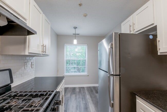 The Henry in Pomona, NY - Building Photo - Building Photo